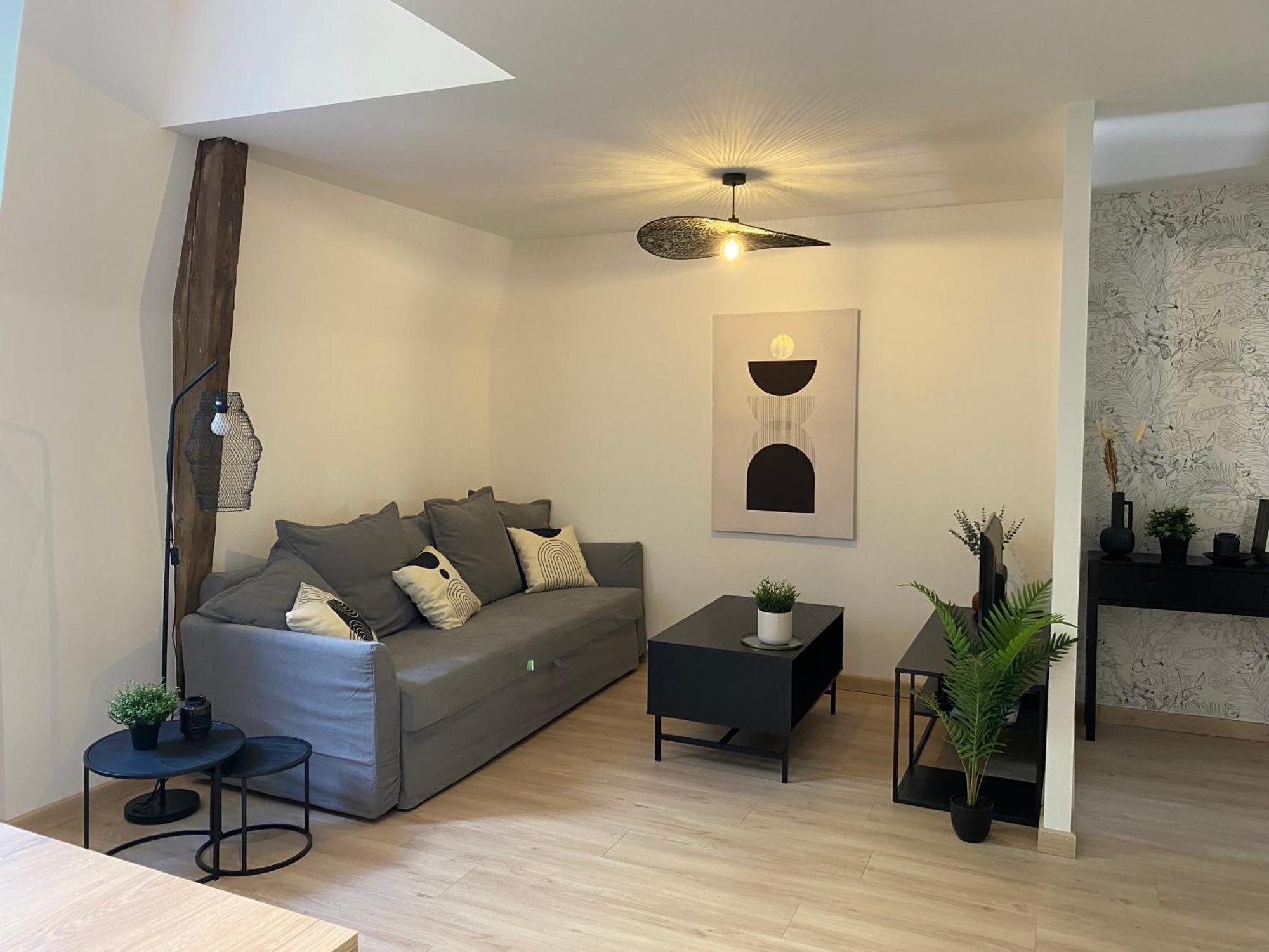 L'Atelier D'Arches Apartment Charleville-Mezieres Exterior photo