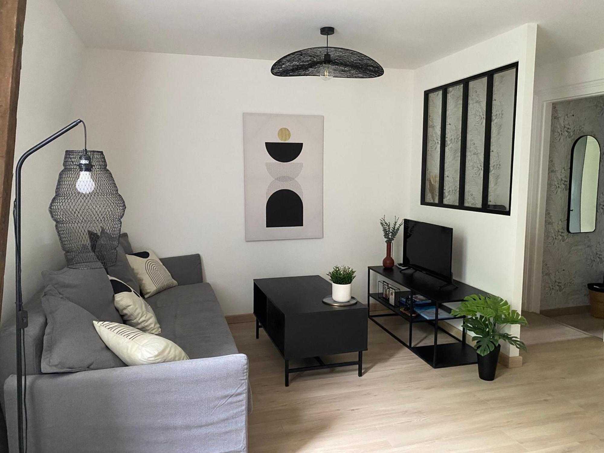 L'Atelier D'Arches Apartment Charleville-Mezieres Exterior photo